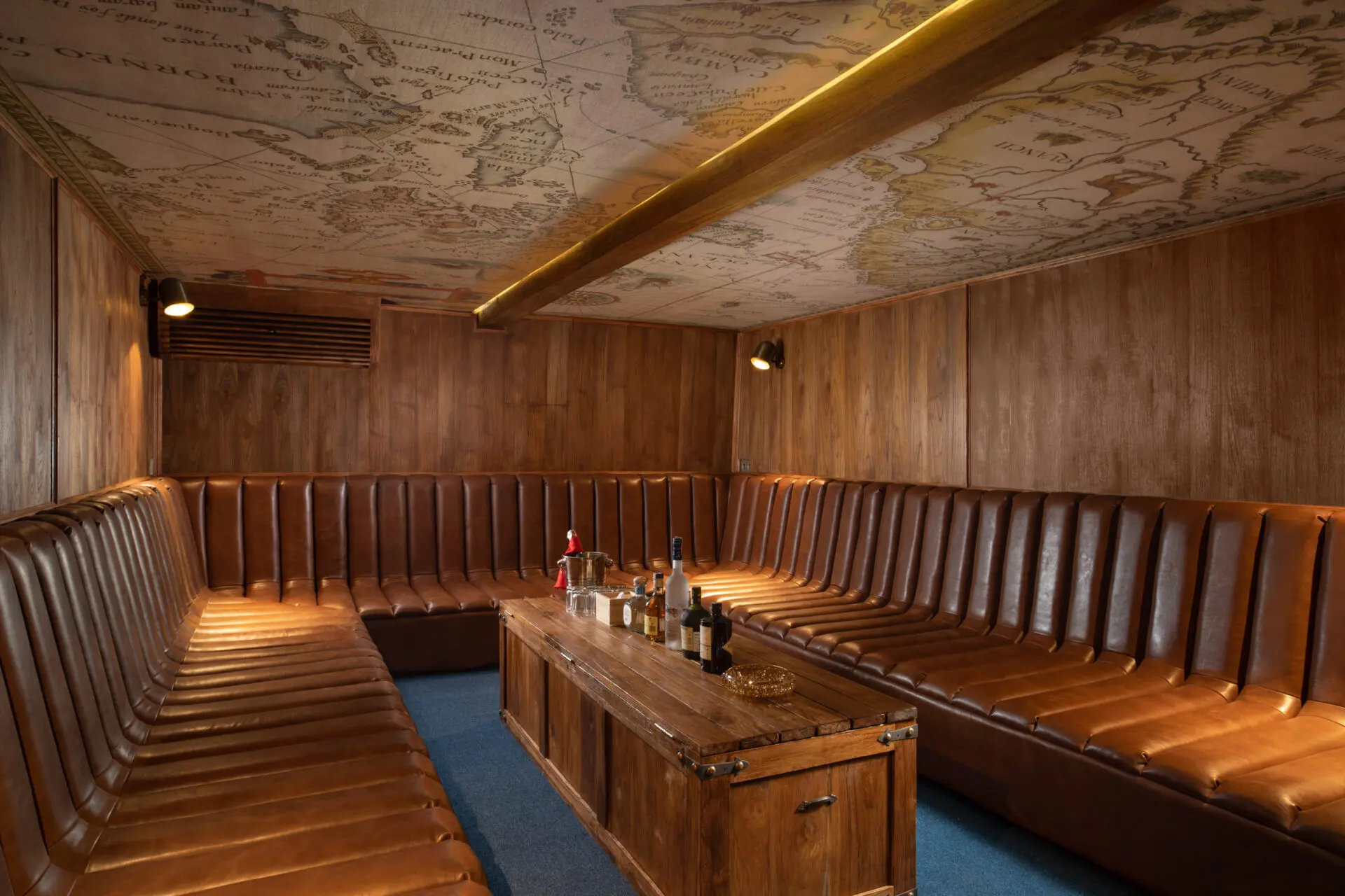 Luxury shivanna yacht room