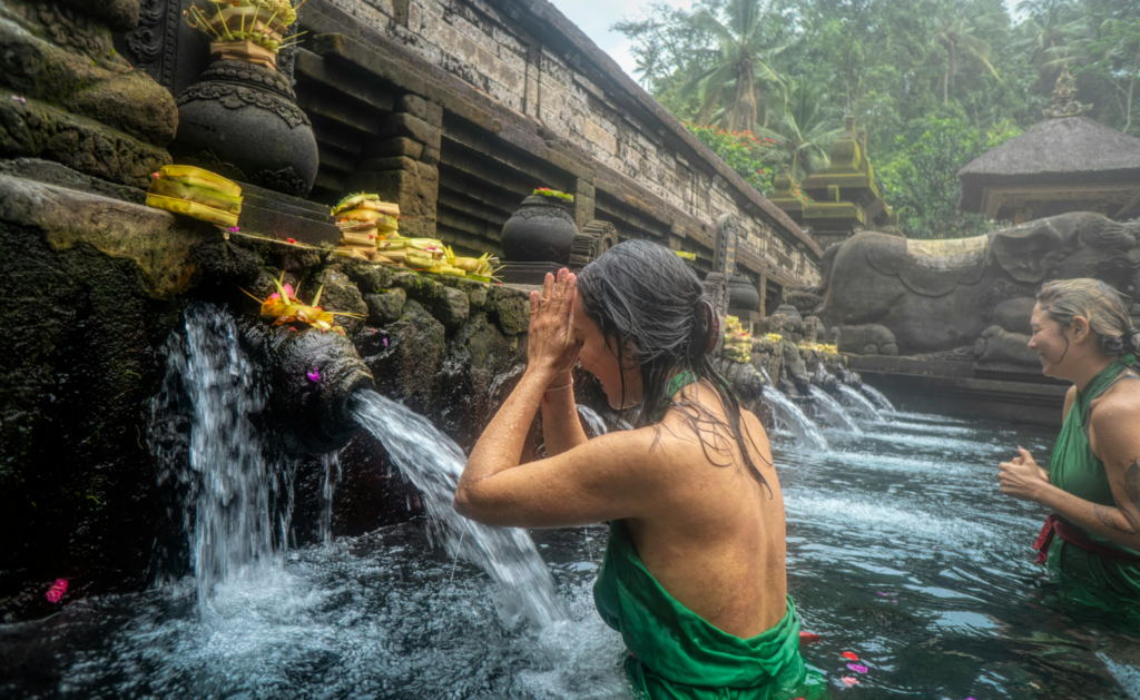 tampak siring holy spring temple