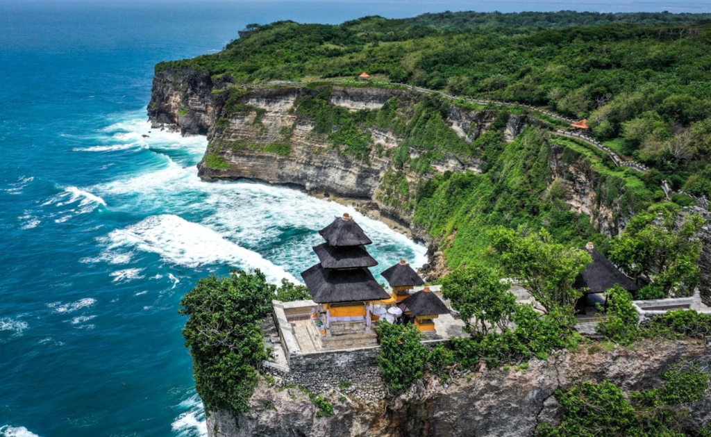 uluwatu temple