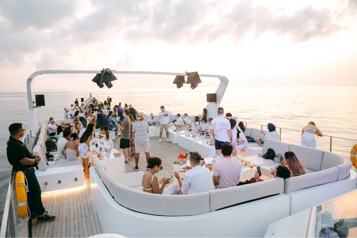 Image of people enjoying party at luxury yacht bali.