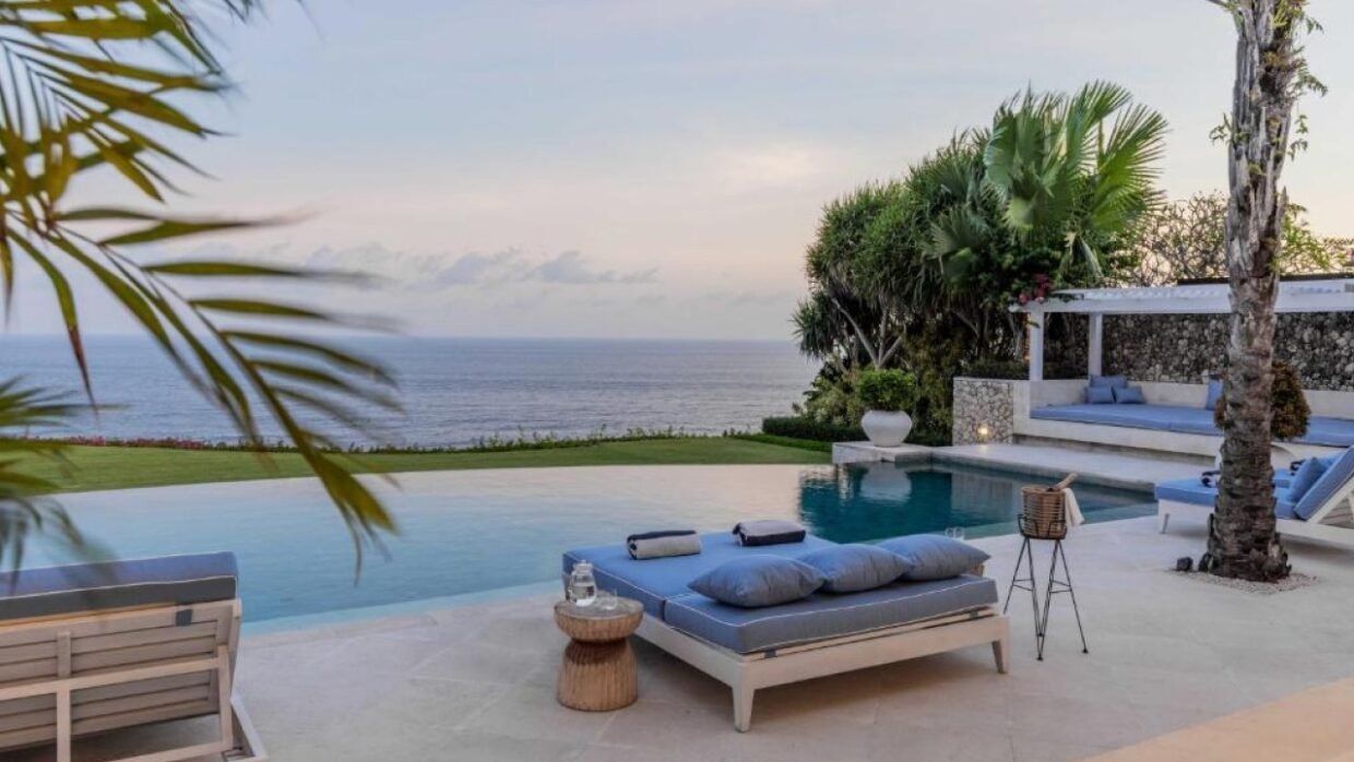 Day 1: Welcome to Uluwatu