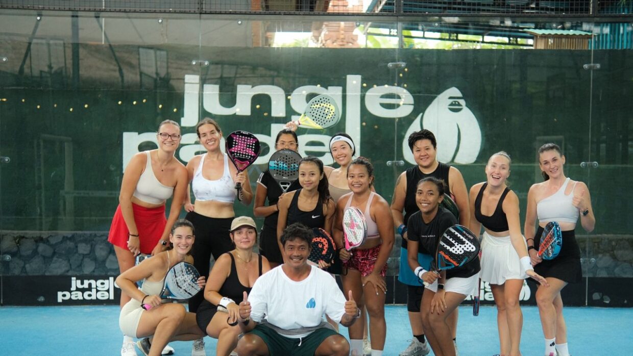 Why Padel is Perfect for Groups & Social Play