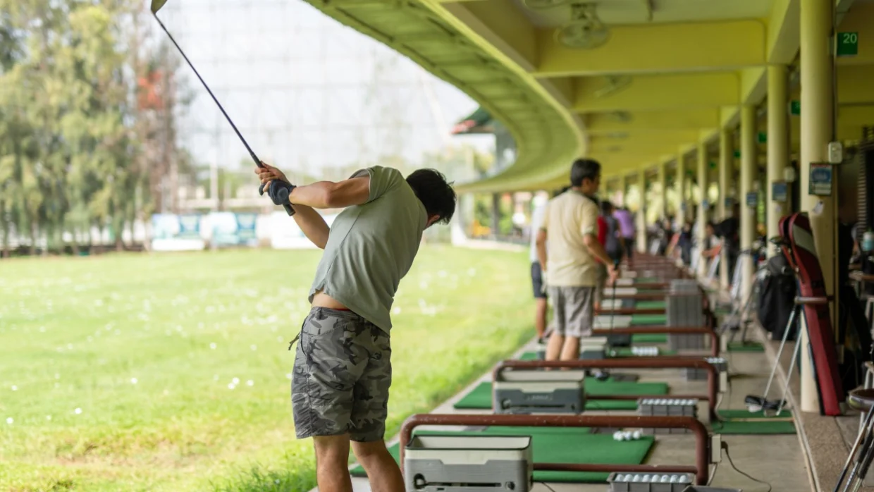 When to Go To Golf Driving Range