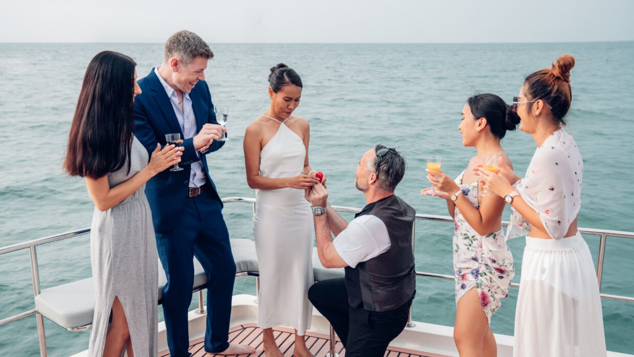 Proposal Cruise in Yatch